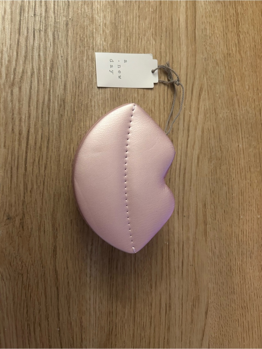 Pink Lip-Shaped Travel Jewelry Case